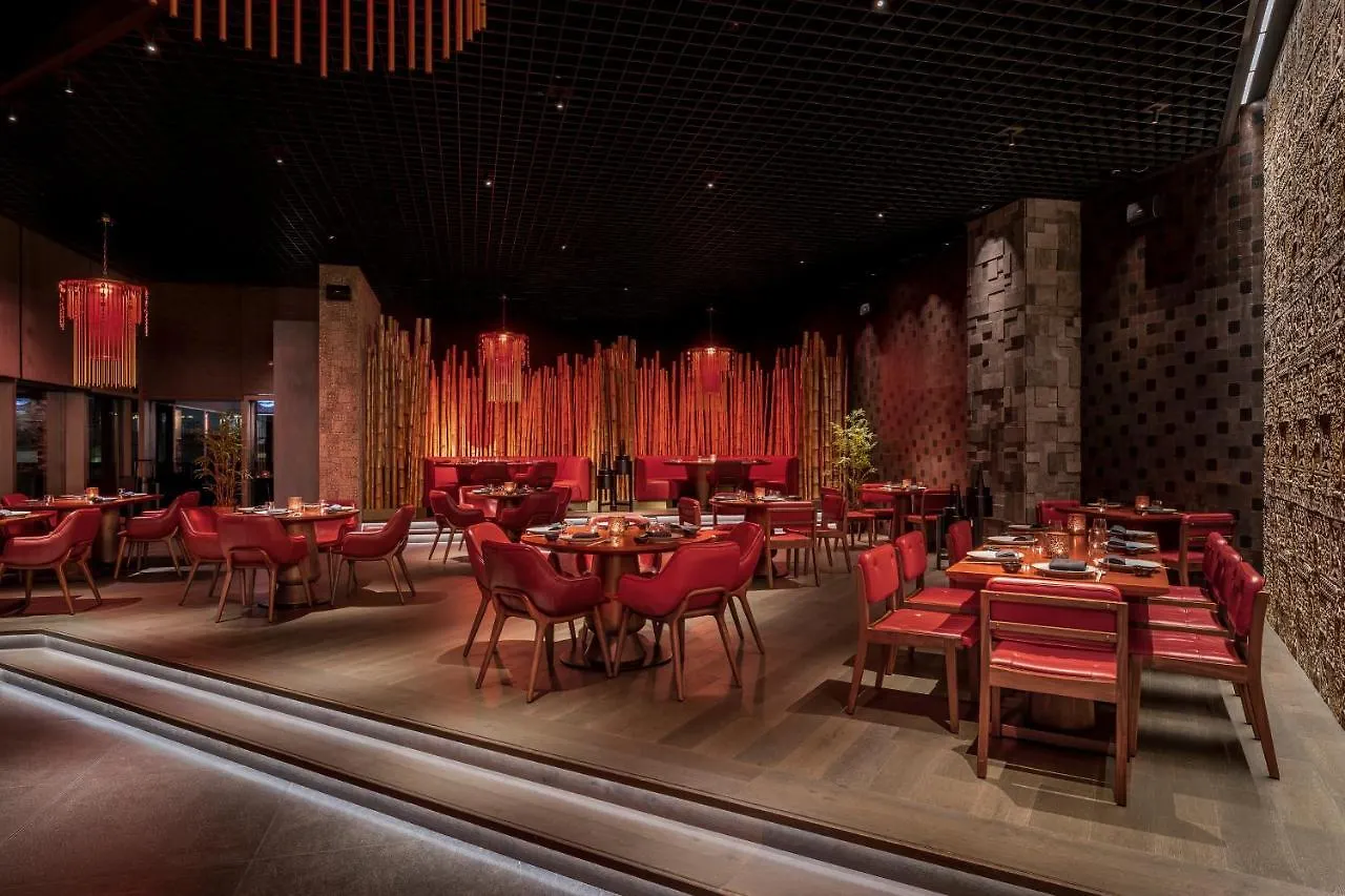 Sofitel Dubai The Obelisk Hotell