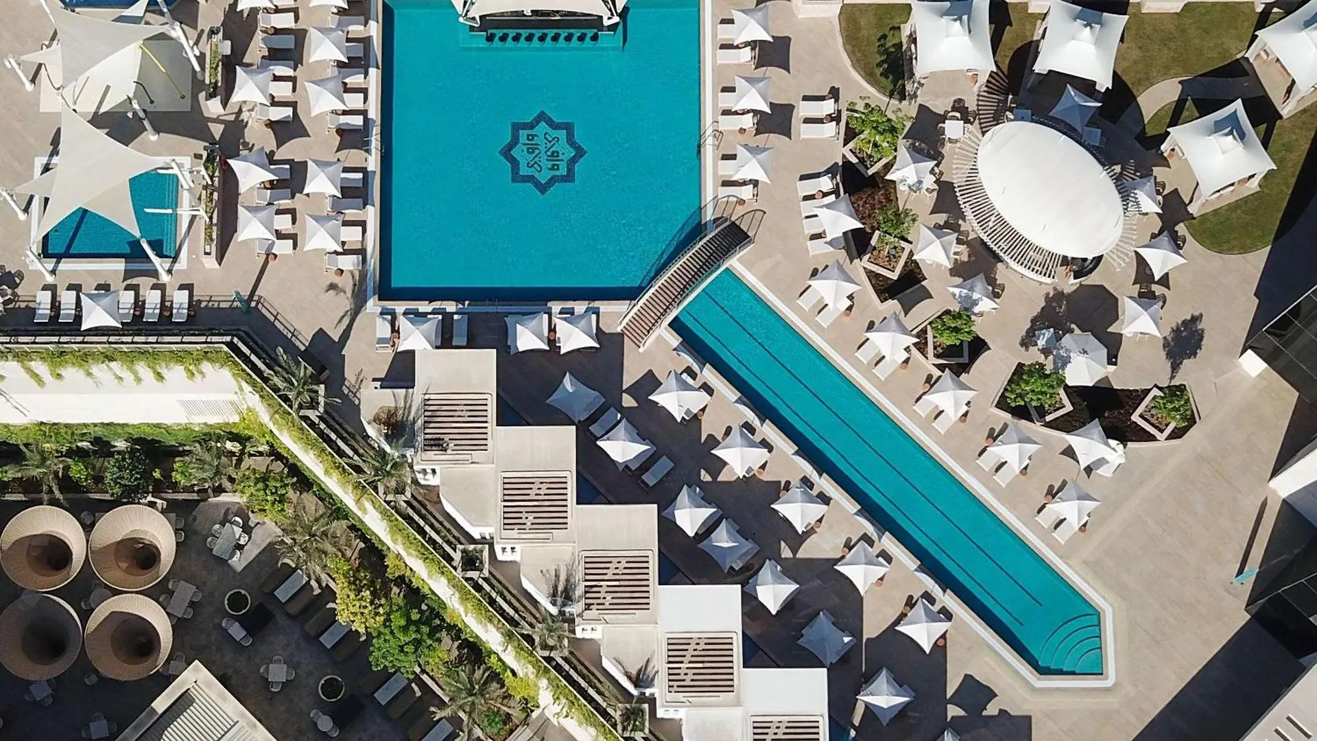 Sofitel Dubai The Obelisk Hotel 5*,